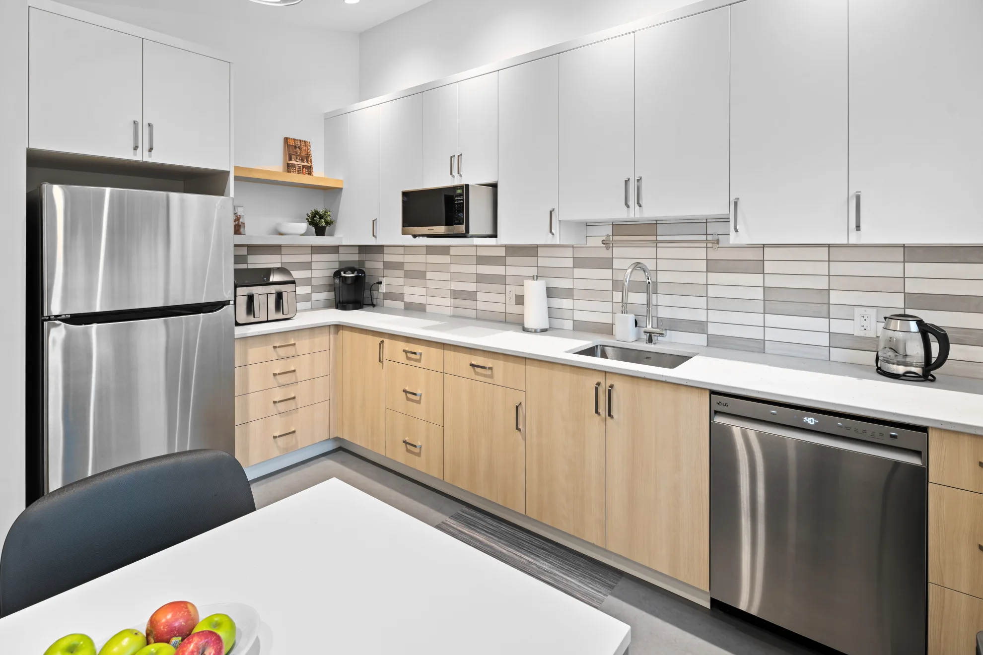 Commercial Millwork | Creative Woodcraft